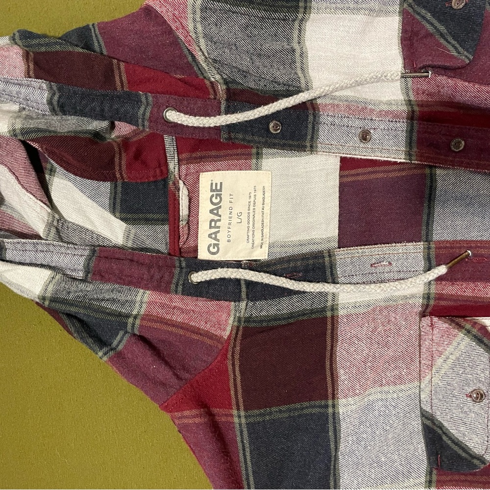 Garage “boyfriend fit” flannel